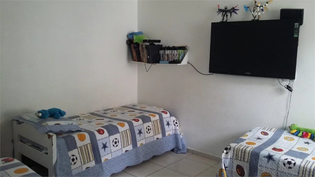 Apartamento à venda com 3 quartos em Cidade dos Bandeirantes, São Paulo, SP