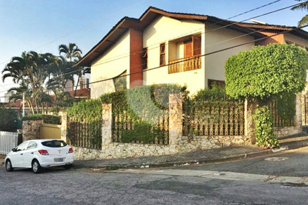 Sobrado à venda com 4 suítes em Jardim Franca, São Paulo, SP
