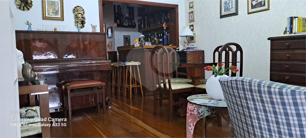 Casa à venda com 5 quartos, sendo 4 suítes,  em Jardim Armênia, Mogi das Cruzes, SP