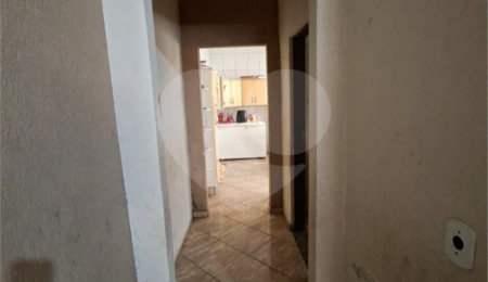 Casa à venda com 4 quartos, sendo 1 suíte,  em Vila Santa Maria, Guarulhos, SP