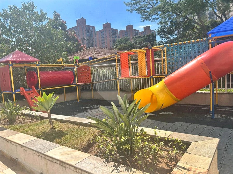 Apartamento à venda com 2 quartos em Taboão, Diadema, SP