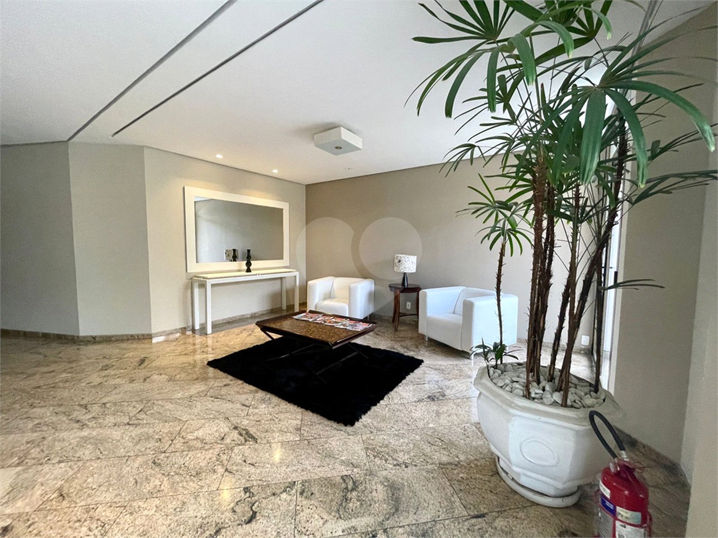 Apartamento à venda com 4 quartos, sendo 3 suítes, em Campo Belo, São Paulo, SP
