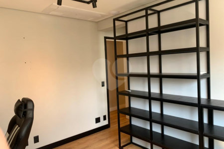 Apartamento à venda com 3 suítes em Indianópolis, São Paulo, SP
