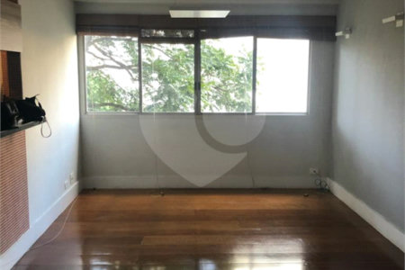 Sala à venda em Vila Suzana, São Paulo, SP
