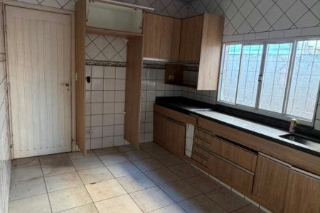 Casa à venda com 3 quartos, sendo 1 suíte,  em Nossa Senhora Aparecida, Três Lagoas, MS