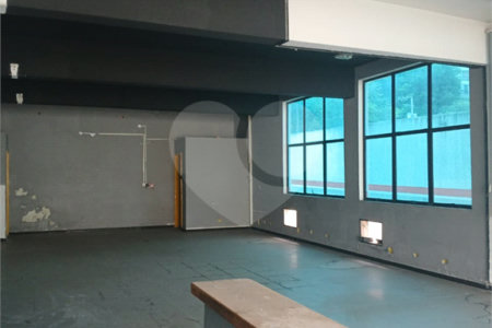 Prédio para alugar em Moinho Velho, São Paulo, SP