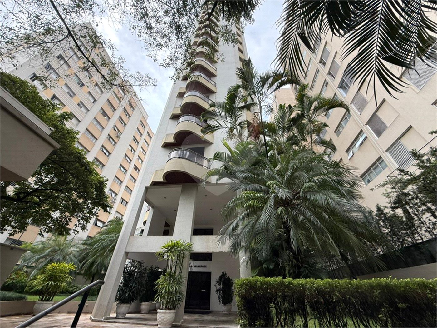 Apartamento à venda com 3 quartos, sendo 1 suíte, em Jardim Paulista, São Paulo, SP