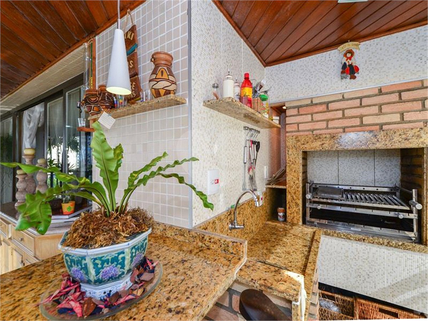 Apartamento à venda com 3 suítes em Vila Suzana, São Paulo, SP