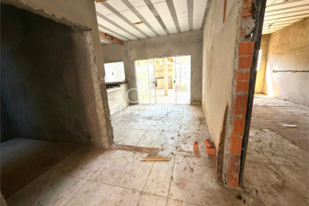 Casa à venda com 2 quartos em Vila Carvalho, Sorocaba, SP