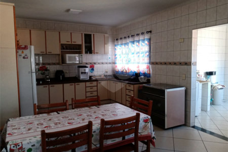 Casa à venda com 3 quartos, sendo 1 suíte, em Salto de São José, Salto, SP