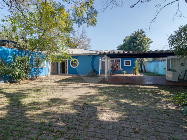 Casa Térrea à venda com 4 quartos, sendo 1 suíte,  em Jardim Prudência, São Paulo, SP