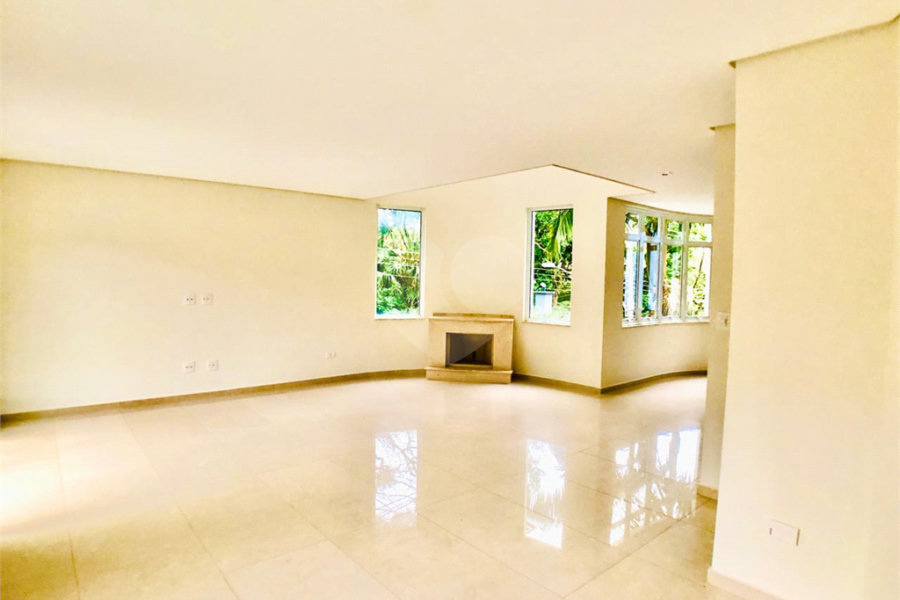 Casa à venda com 3 suítes em Tremembé, São Paulo, SP