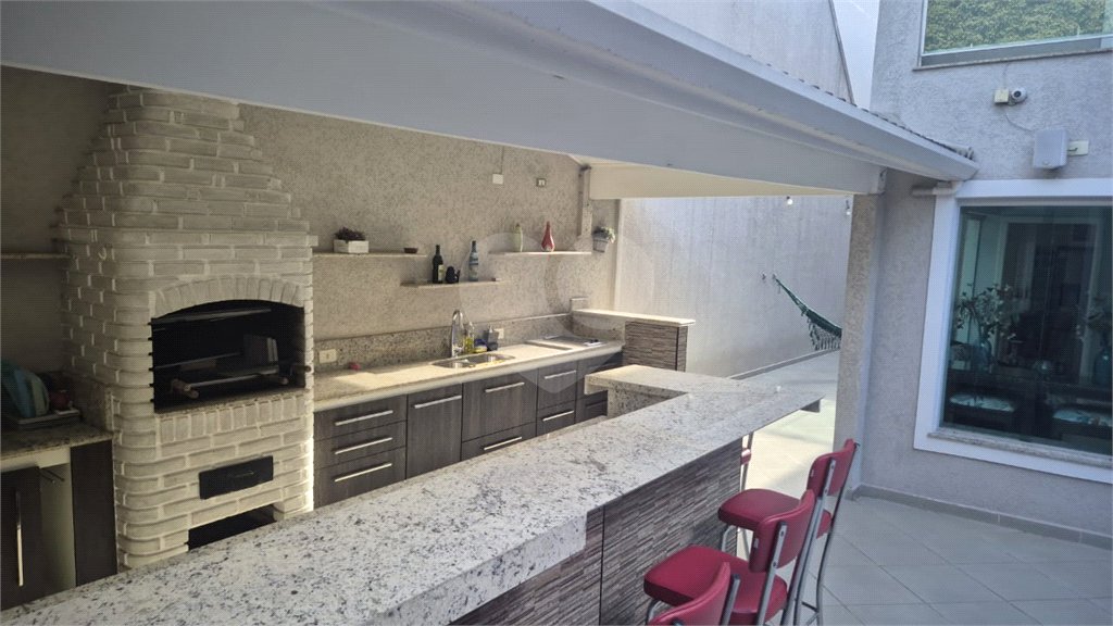 Sobrado à venda com 3 quartos, sendo 1 suíte, em Tremembé, São Paulo, SP