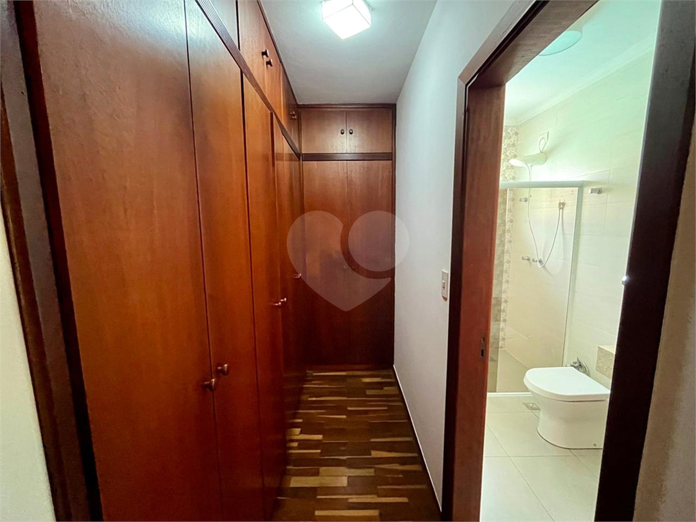 Casa Térrea à venda com 3 quartos, sendo 1 suíte,  em Cidade Universitária, Campinas, SP