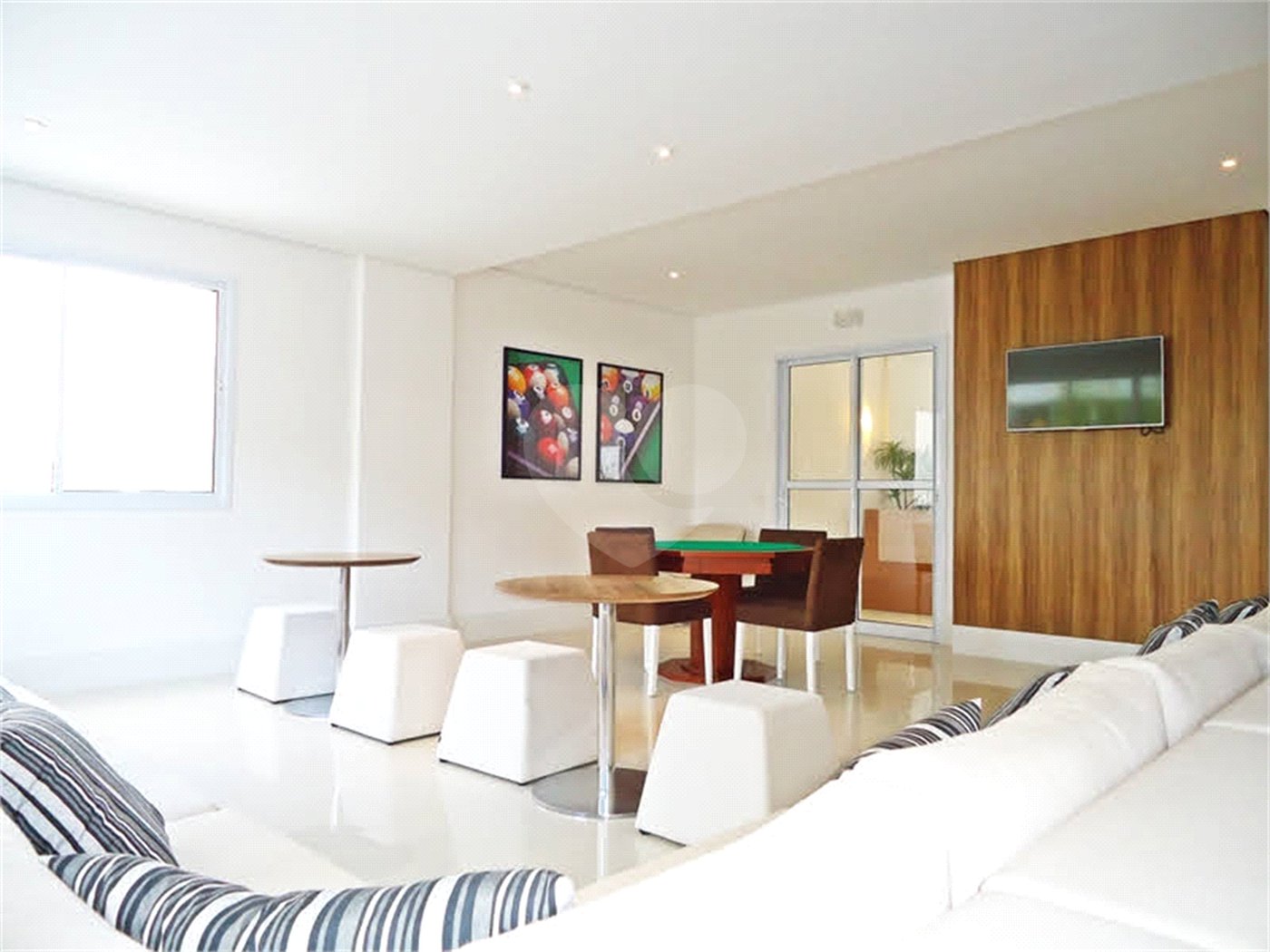 Apartamento à venda com 3 suítes em Santa Teresinha, São Paulo, SP