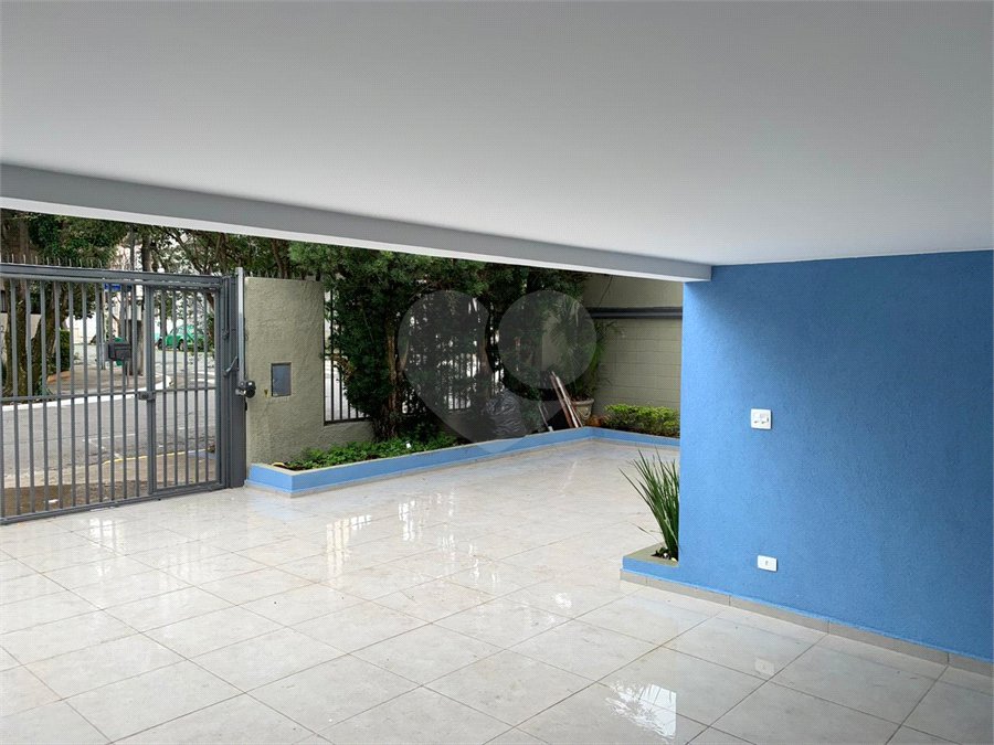 Sobrado à venda ou para alugar com 7 quartos, sendo 3 suítes, em Vila Mariana, São Paulo, SP