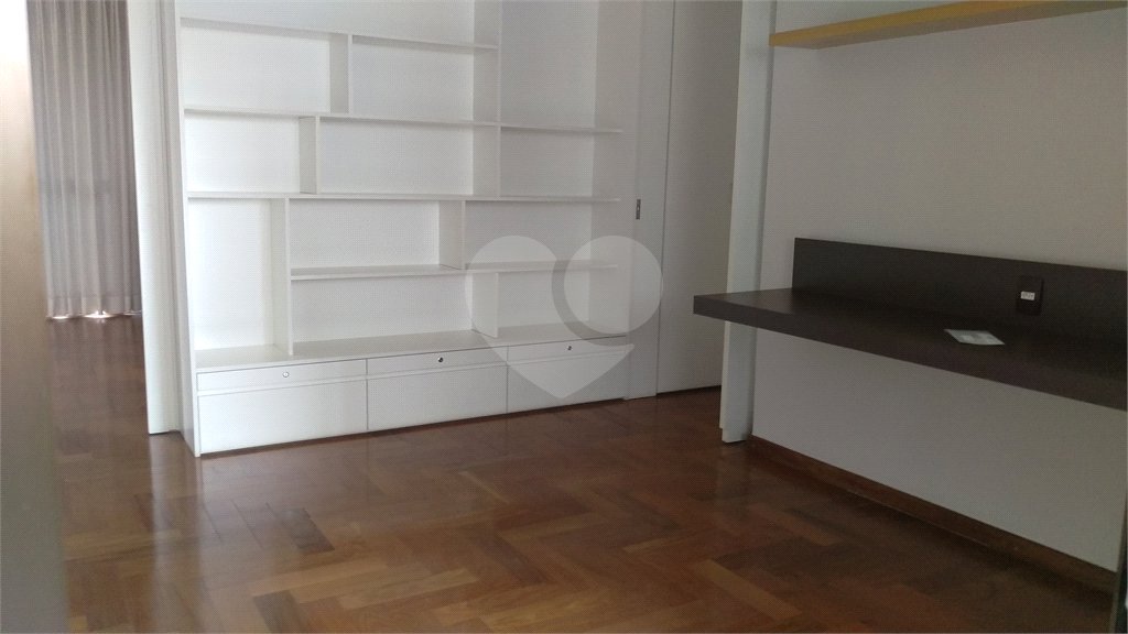 Apartamento à venda com 4 suítes em Vila Suzana, São Paulo, SP