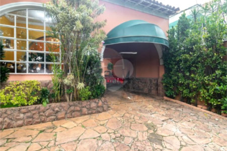 Casa à venda com 3 quartos, sendo 1 suíte, em Alto da Lapa, São Paulo, SP