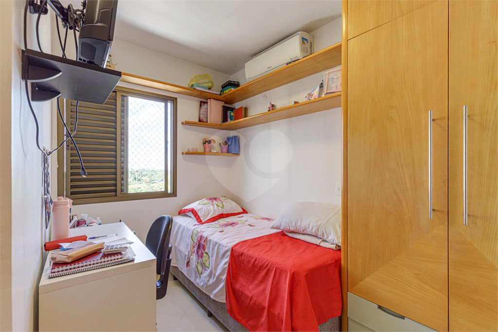 Apartamento à venda com 3 quartos, sendo 1 suíte, em Alto da Boa Vista, São Paulo, SP