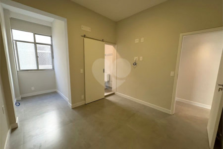 Apartamento à venda com 3 quartos, sendo 1 suíte, em Tijuca, Rio de Janeiro, RJ
