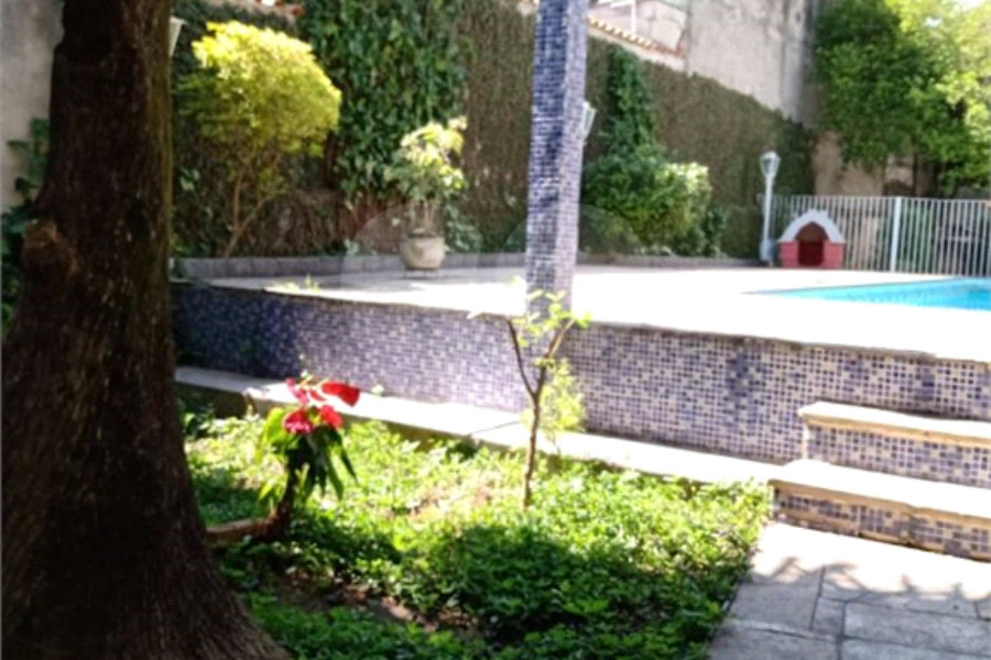 Sobrado à venda com 3 quartos, sendo 1 suíte, em Vila Nova Mazzei, São Paulo, SP