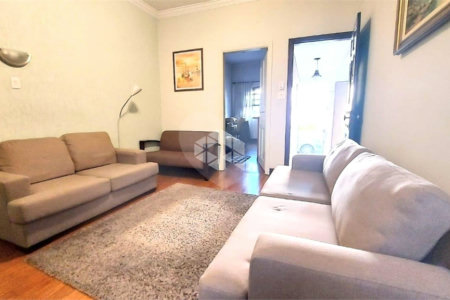 Casa à venda com 4 quartos, sendo 1 suíte,  em Lapa, São Paulo, SP