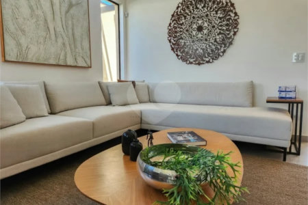 Casa à venda com 3 quartos, sendo 1 suíte, no condomínio Consoli Residencial, Atibaia - SP