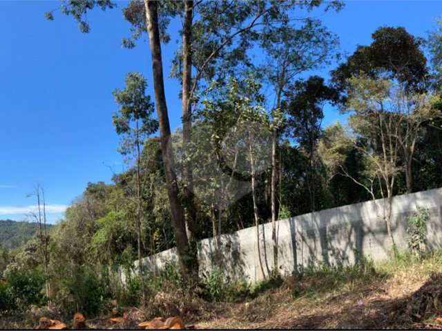 Terreno à venda no condomínio Suíça da Cantareira, Mairiporã - SP