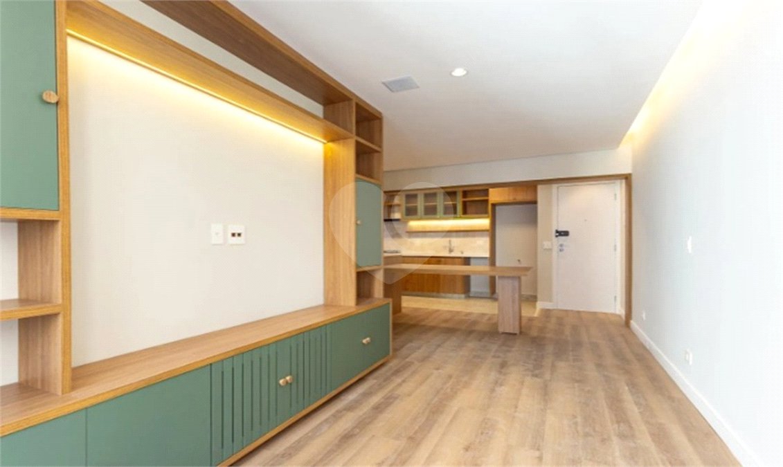 Apartamento à venda com 2 quartos, sendo 1 suíte, em Vila Olímpia, São Paulo, SP