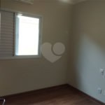 Casa à venda com 3 quartos, sendo 1 suíte,  no condomínio Vila Aracoara, Araraquara - SP