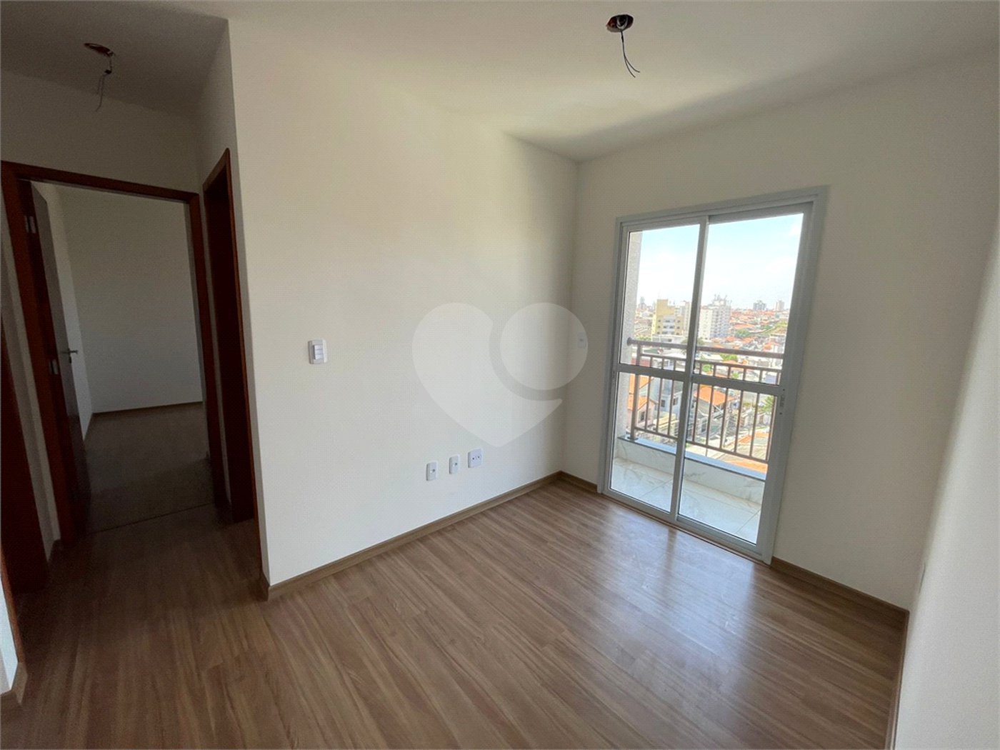 Apartamento à venda com 2 quartos, sendo 1 suíte,  em Parada Inglesa, São Paulo, SP