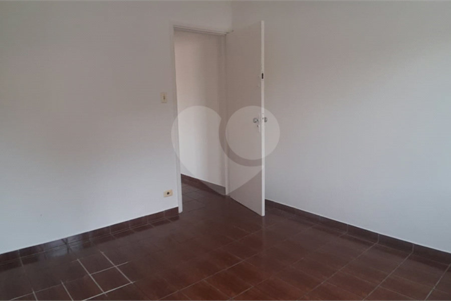 Sobrado à venda com 2 quartos em Santana, São Paulo, SP