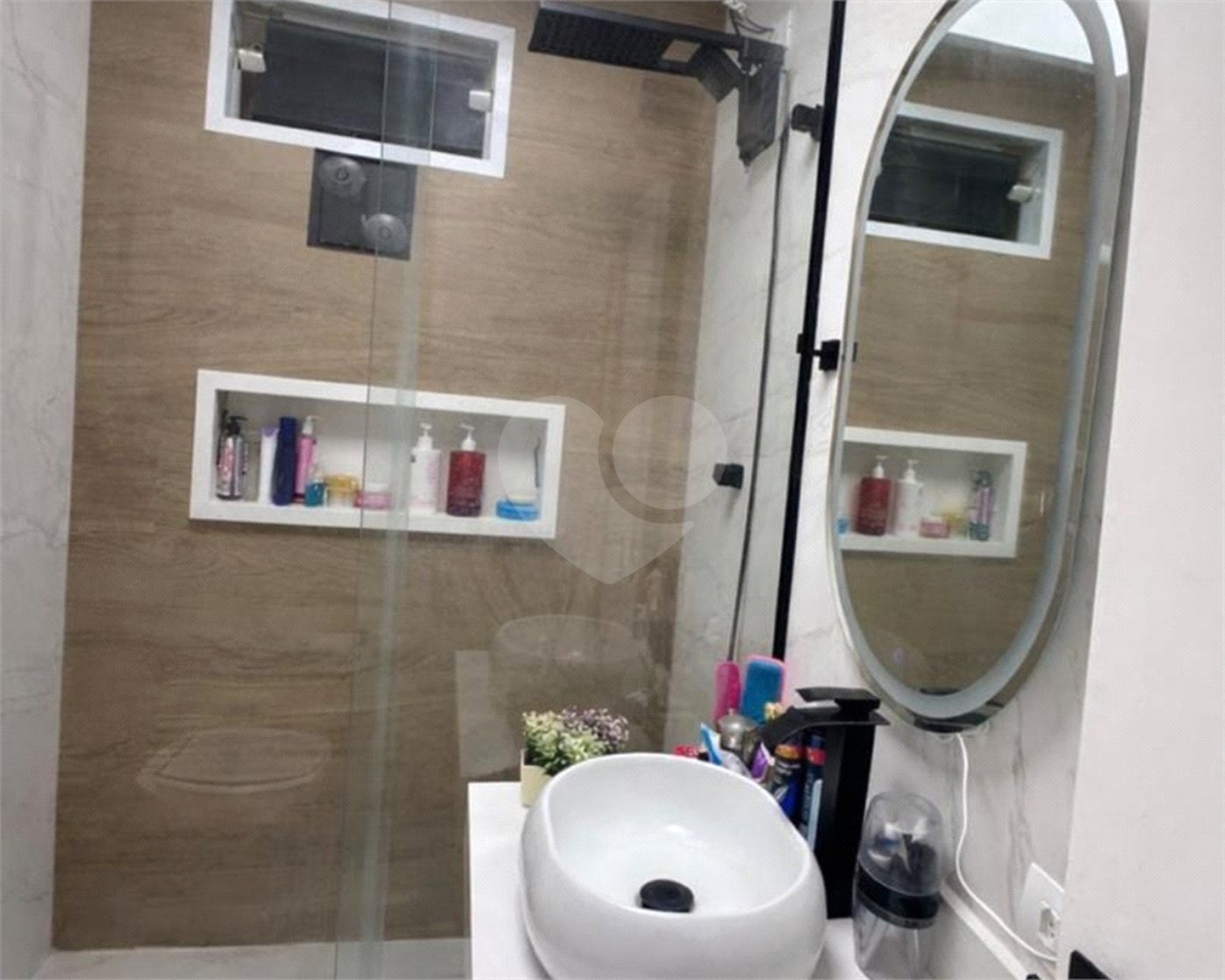 Sobrado à venda com 3 quartos, sendo 1 suíte, em Campo Grande, São Paulo, SP
