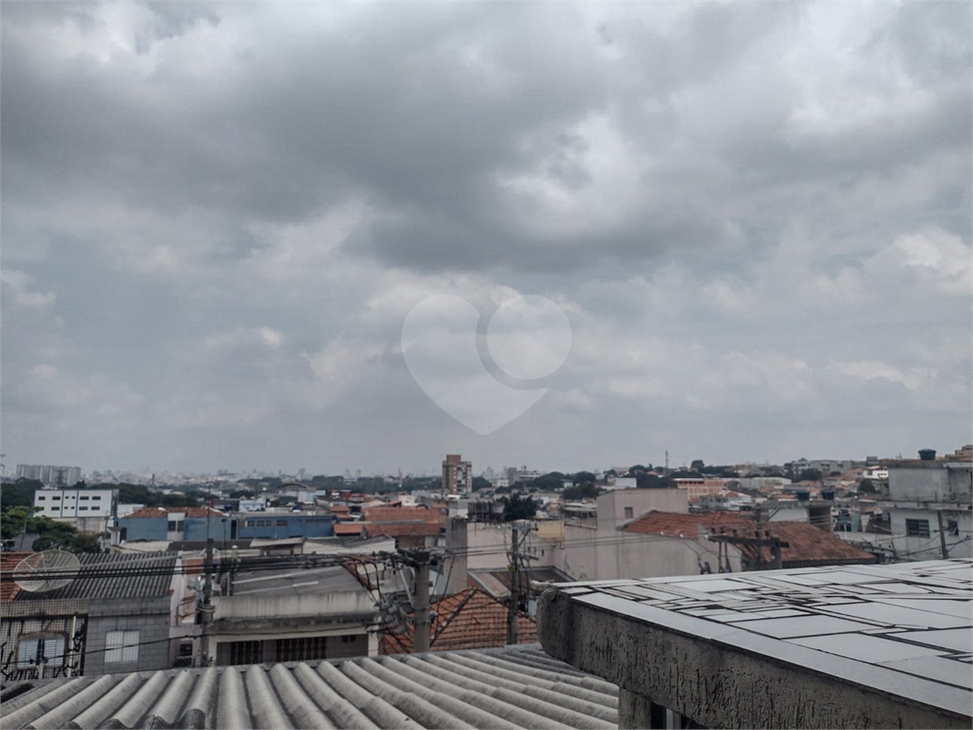 Sobrado à venda com 3 quartos, sendo 1 suíte,  em Vila Medeiros, São Paulo, SP