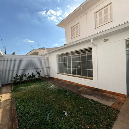 Ótima oportunidade para moradia ou investimento comercial!