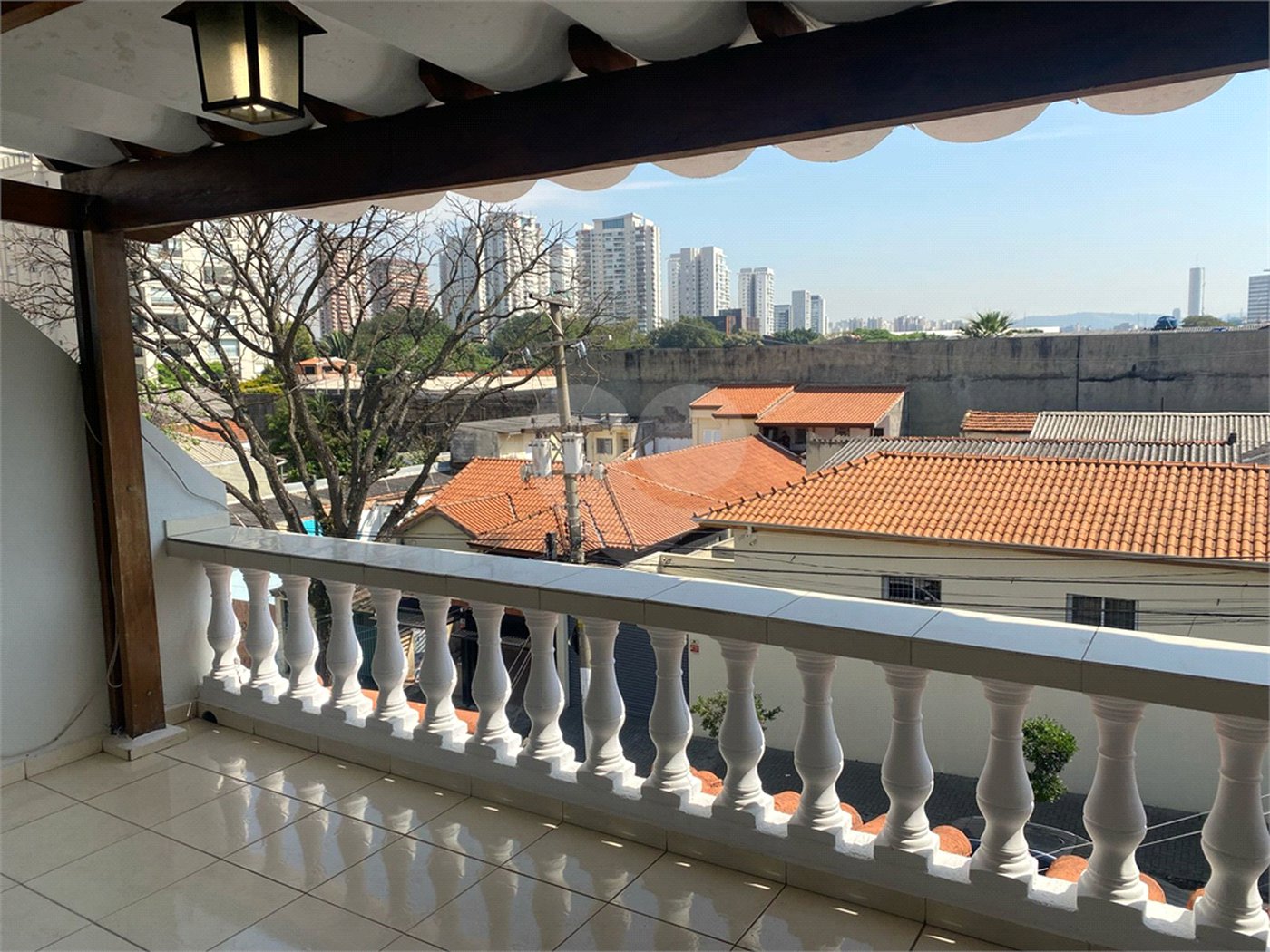 Casa à venda com 3 quartos em Lapa, São Paulo, SP