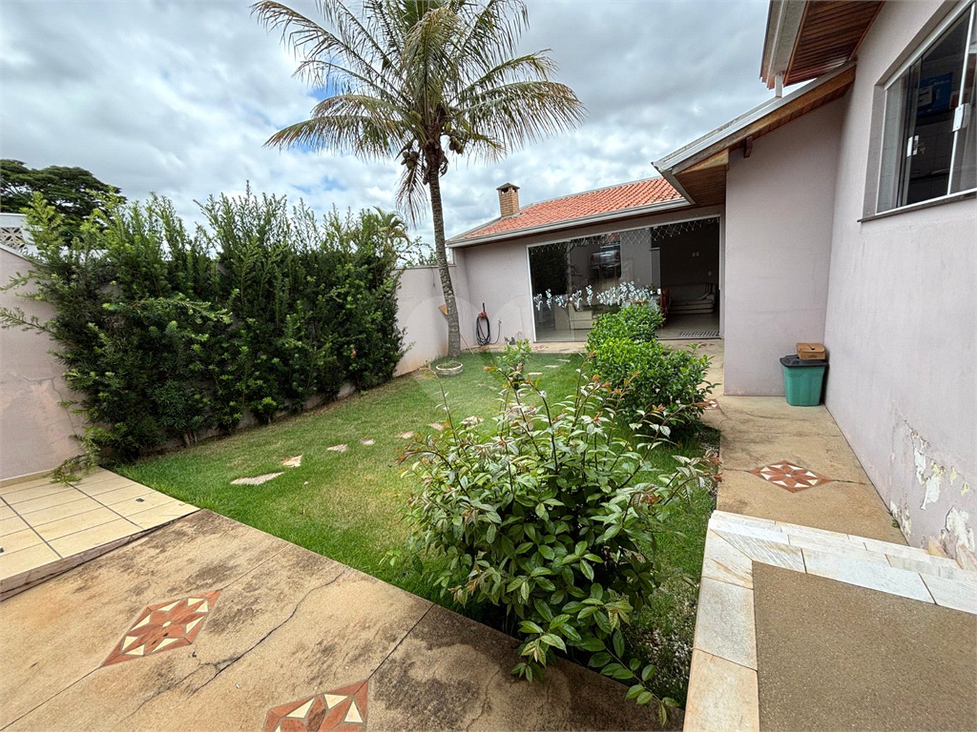 Casa à venda com 4 quartos, sendo 1 suíte,  em Vila Barth, Itapetininga, SP