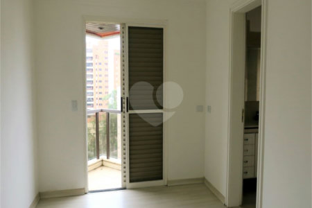 Cobertura à venda com 3 suítes em Vila Andrade, São Paulo, SP