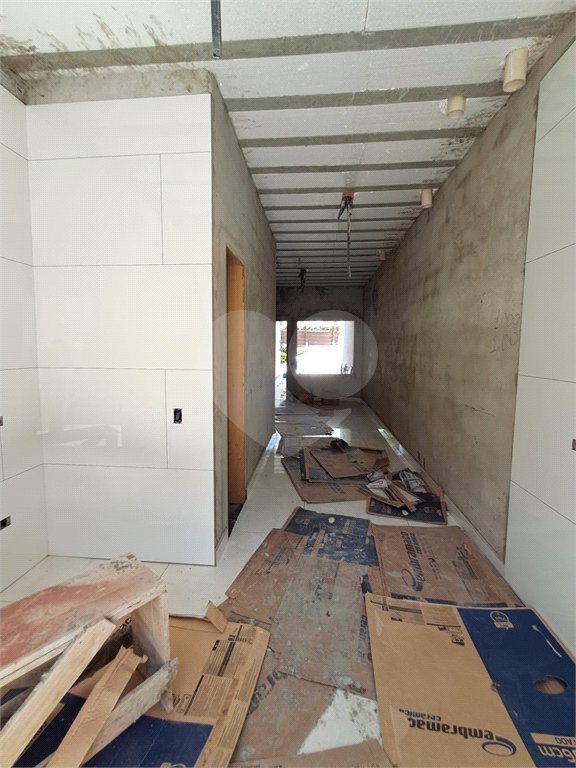 Sobrado à venda com 3 quartos, sendo 1 suíte,  em Vila Laís, São Paulo, SP