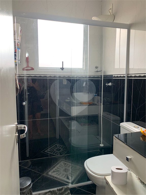 Casa à venda com 3 quartos, sendo 2 suítes,  no condomínio Residencial Jardins, São Bernardo do Campo - SP