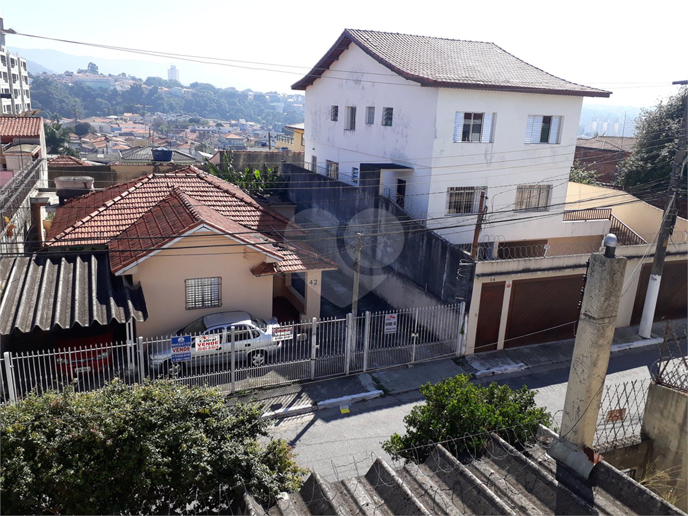 Sobrado à venda com 4 quartos, sendo 1 suíte, em Vila Constança, São Paulo, SP