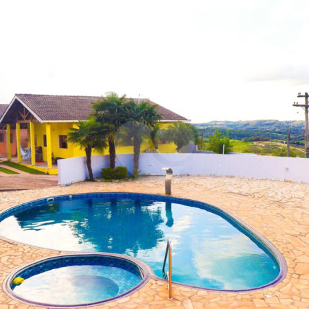 Casa à venda com 3 quartos, sendo 1 suíte,  no condomínio Conjunto Vila- Loteamento Vitória Régia, Atibaia - SP