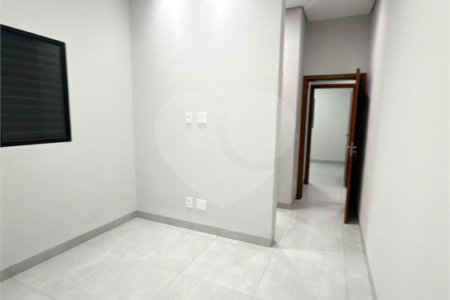 Casa à venda com 3 quartos, sendo 1 suíte, em Jardim Santa Cecília, Ribeirão Preto, SP