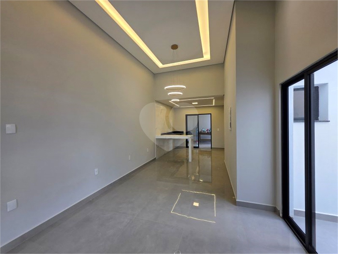 Casa à venda com 3 quartos, sendo 1 suíte,  no condomínio Jardim Residencial Villagio Ipanema I, Sorocaba - SP