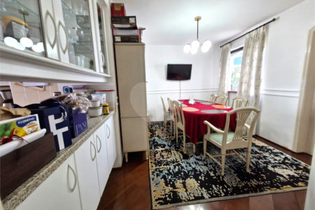 Cobertura à venda ou para alugar com 5 quartos, sendo 4 suítes,  em Jardim Marajoara, São Paulo, SP