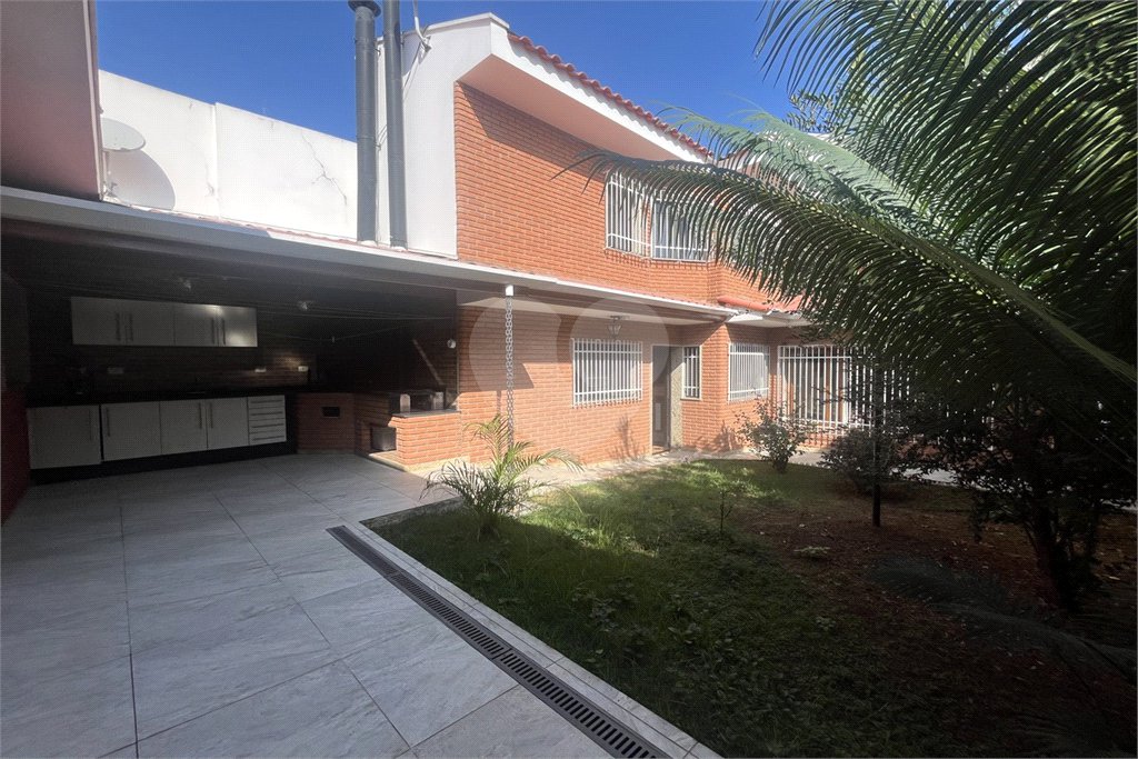 Casa à venda com 4 quartos, sendo 3 suítes, em Vila Guilherme, São Paulo, SP