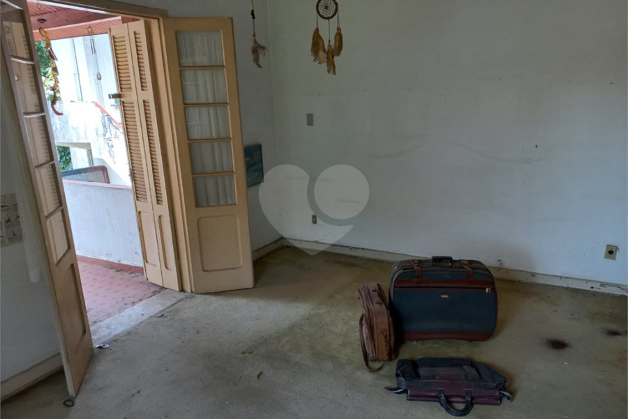 Terreno à venda com 2 quartos, sendo 1 suíte, em Jardim Floresta, São Paulo, SP