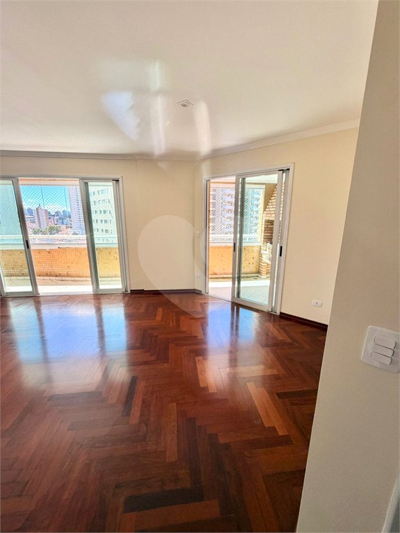 Apartamento à venda com 3 suítes em Santana, São Paulo, SP