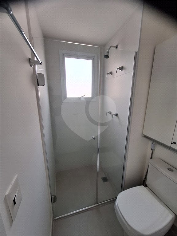 Apartamento à venda com 3 suítes em Vila Anastácio, São Paulo, SP