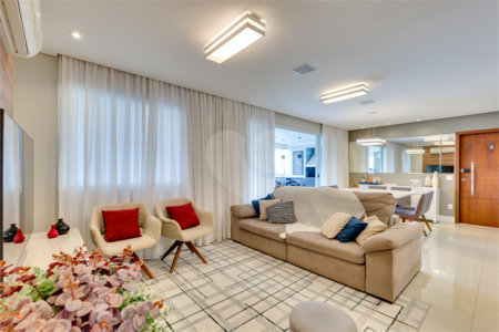 Apartamento à venda com 3 suítes em Santo Amaro, São Paulo, SP